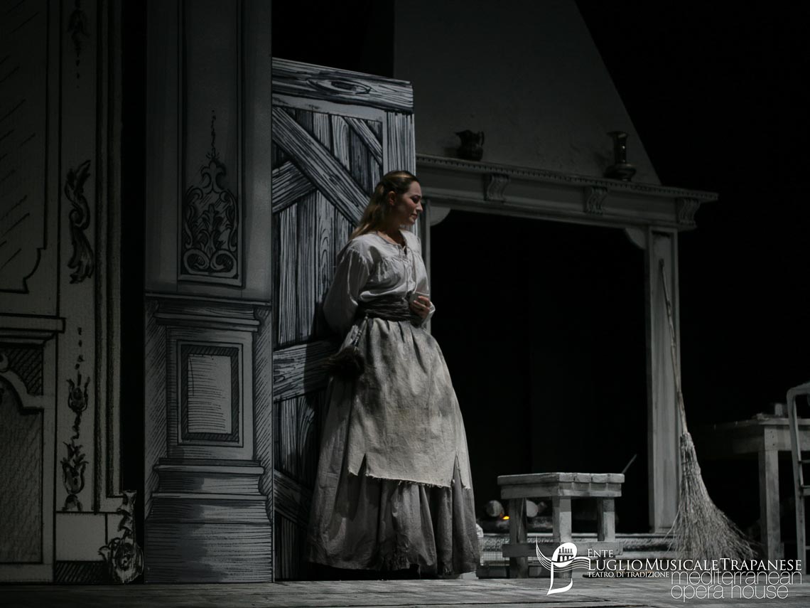 Opera Cendrillon con le scene e i costumi di Danilo Coppola per il Luglio Musicale Trapanese, anno 2019